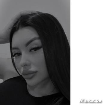 queenie32