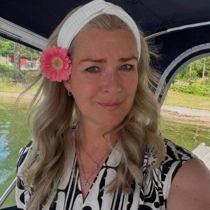 MoniqueSerios spoofed photo banned on svenskadating.com